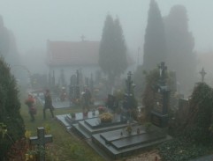 Na druhém hřbitově