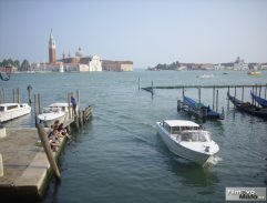 V Benátkách