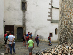 Zadní vchod do hradu