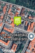 v miestnosti s rozhlasom